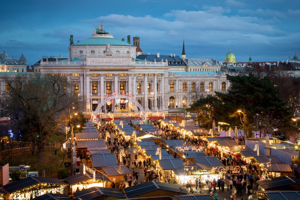 PIEȚE DE CRĂCIUN BUDAPESTA ȘI BRATISLAVA